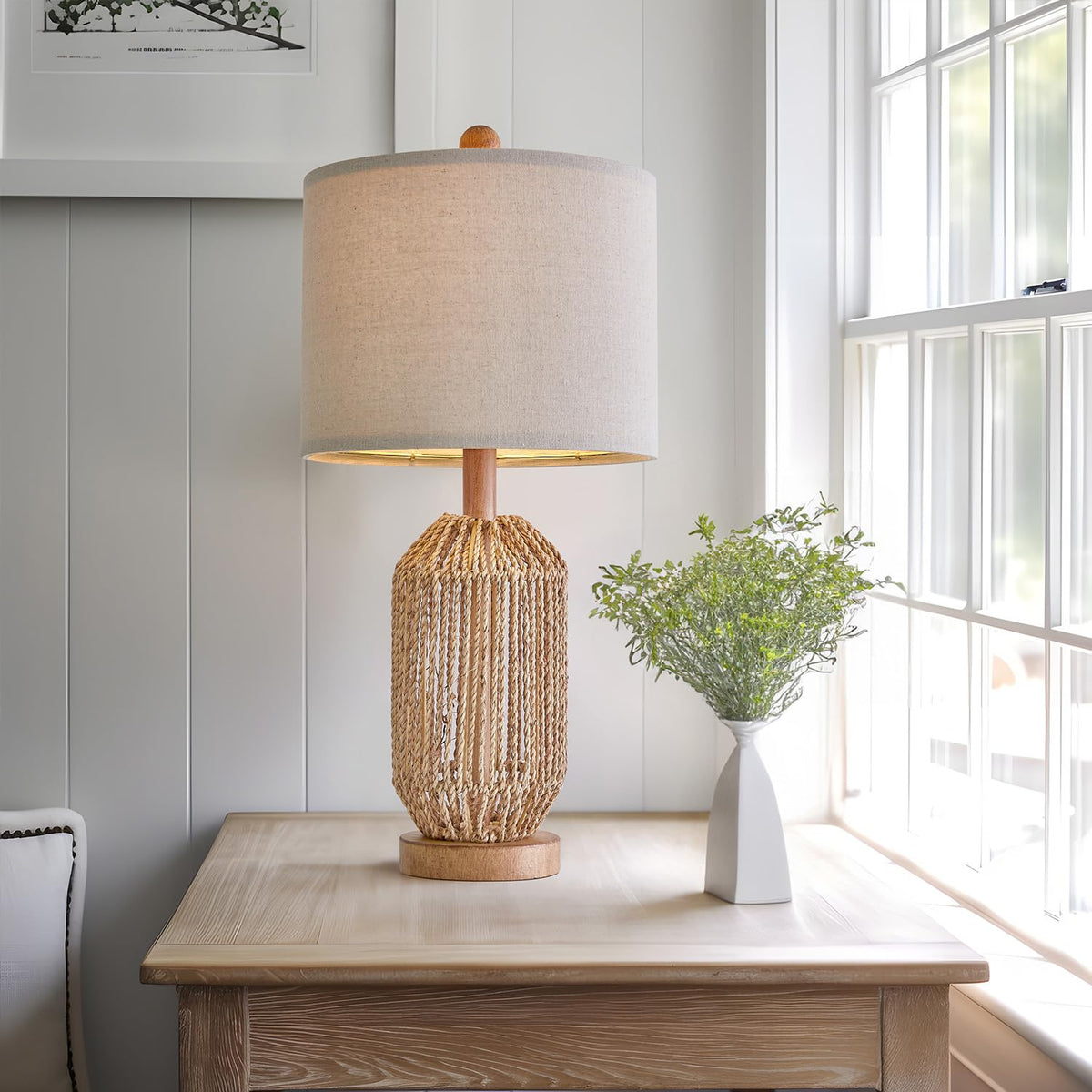 OYEARS linen shade close-up showing soft, eye-friendly lighting.