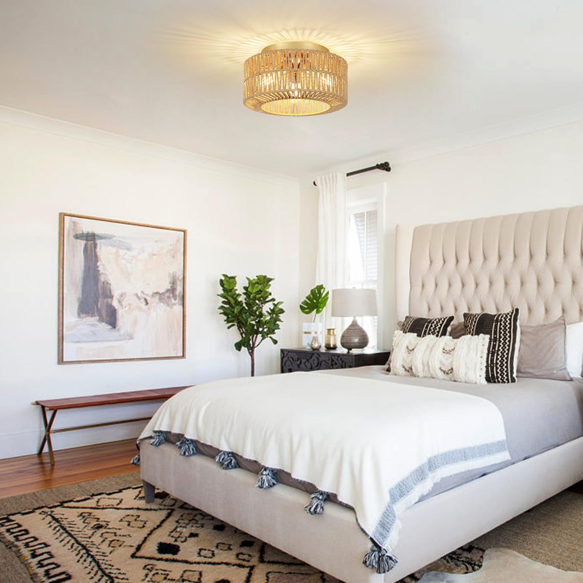 PAUFUL E26 ceiling light supports LED and dimmable bulbs
