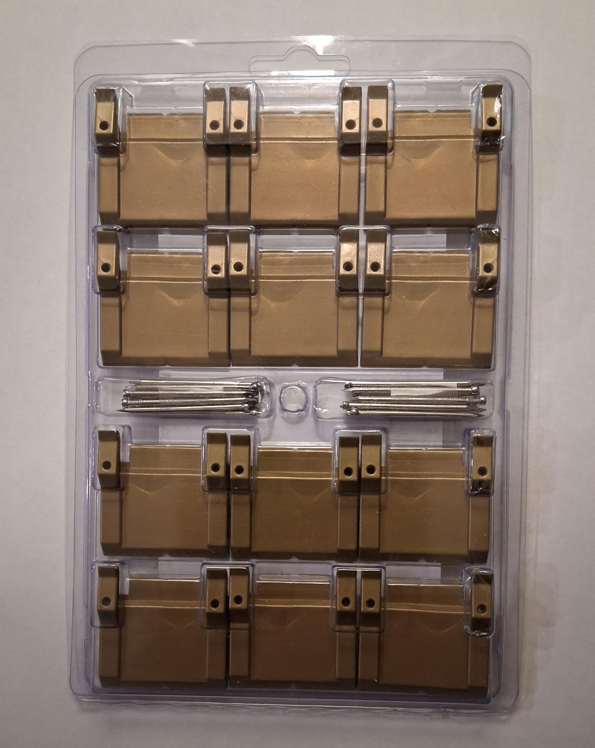 PairMount 45 lb capacity with included nails supports sturdy drywall hangs.