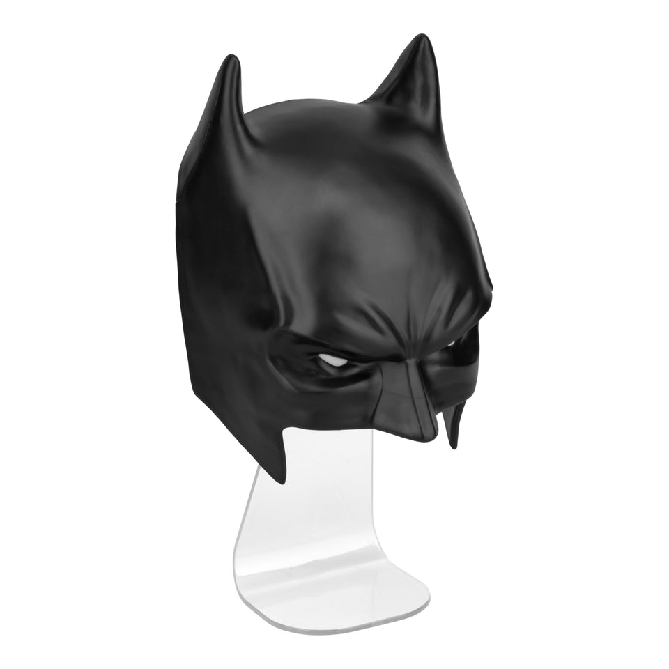 Paladone Batman Mask Light wall-mount display delivers bold hero glow for any room.