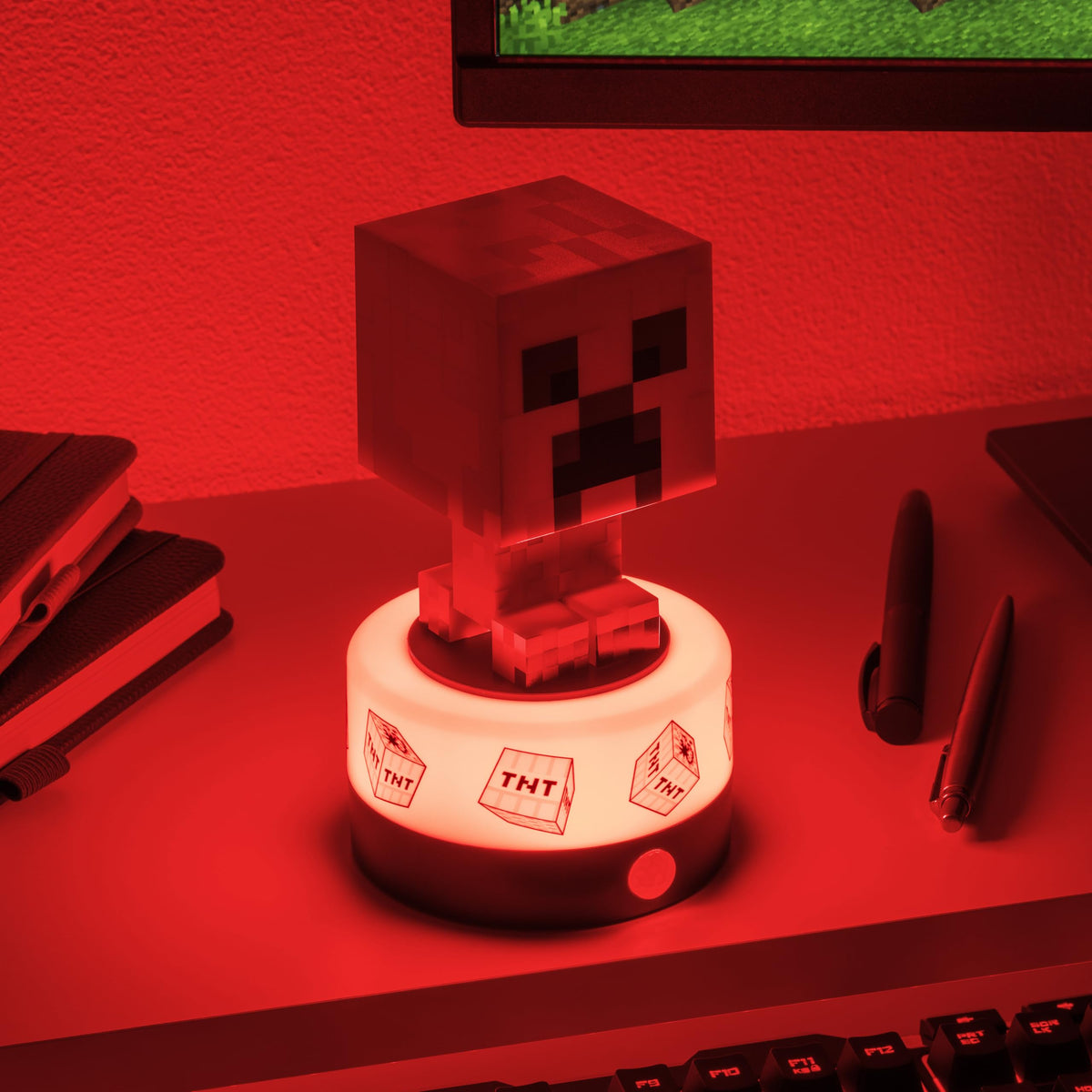 Officially licensed Paladone Creeper offers authentic Minecraft decor and gifts.