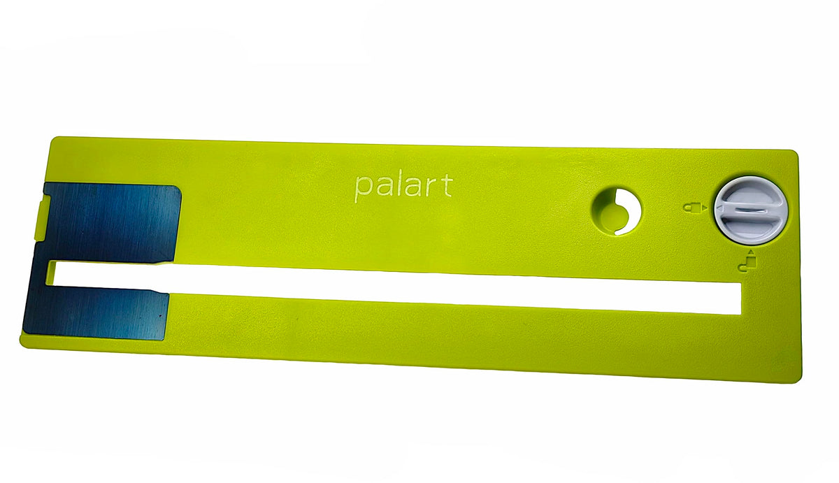 Palart Ryob-compatible throat plate helps with alignment.