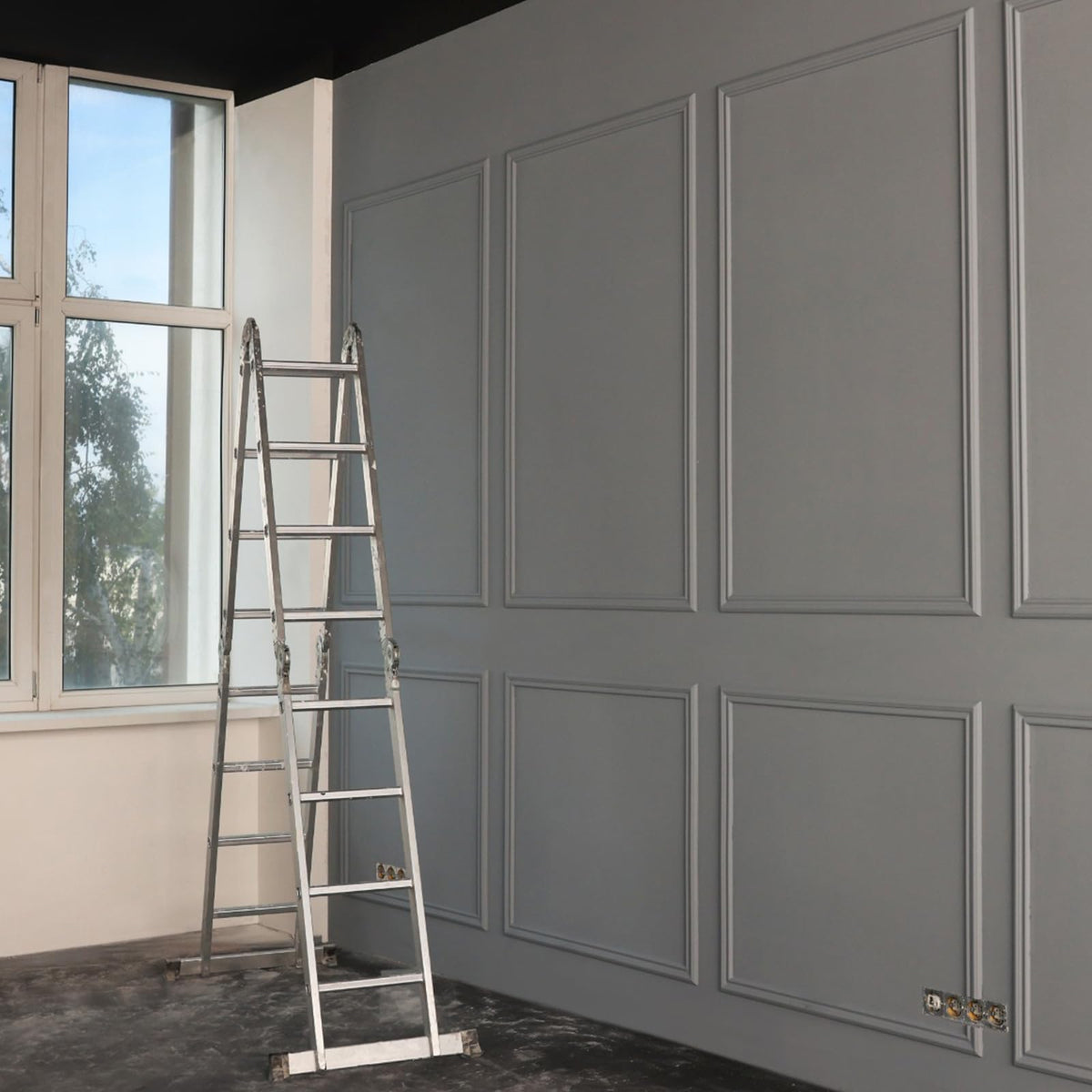 Pangda lightweight wood-like molding offers durable, easy-to-handle wall decor.