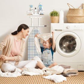 PAROTO removable hooks organize starch, water, and accessories without clutter.