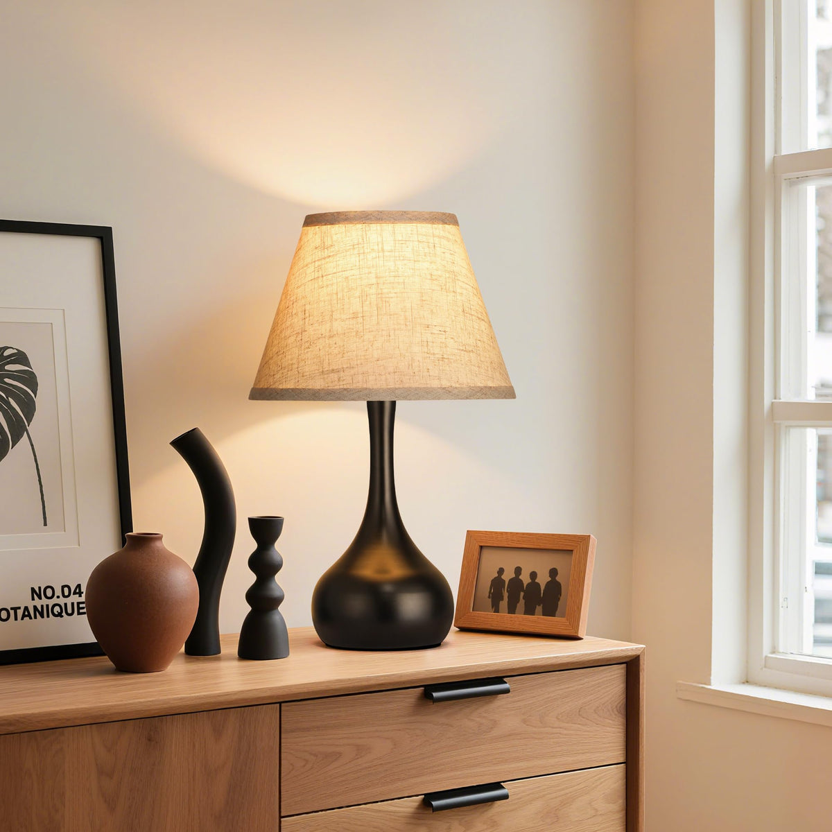 PARTPHONER 2700K LED bulbs included provide warm, flicker-free light.