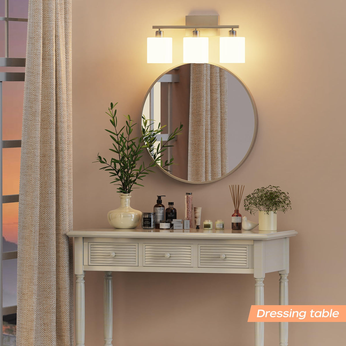 PARTPHONER 3-light fixture mounts up or down to suit your space.