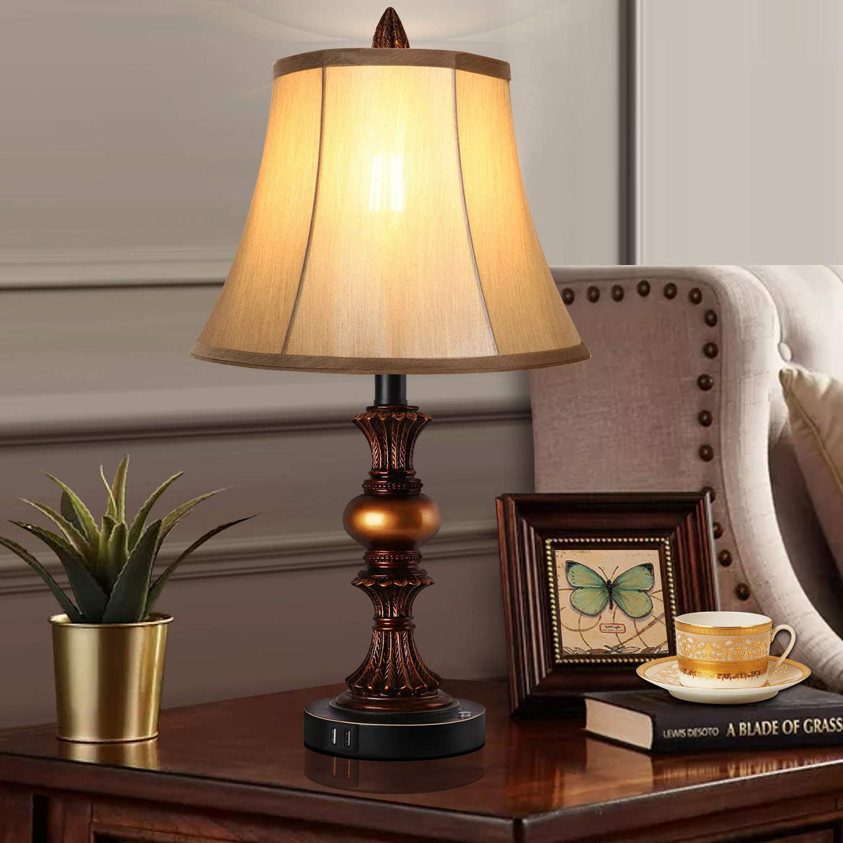 PARTPHONER 60-inch cord offers flexible placement without clutter.