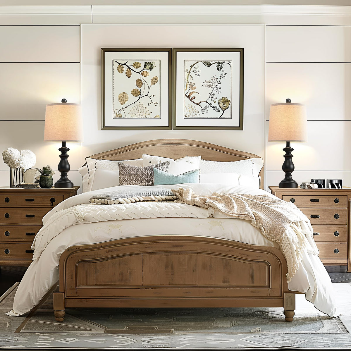 PARTPHONER Antique-finish detail highlights timeless decor