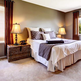 PARTPHONER durable bronze construction ensures lasting bedside lighting.