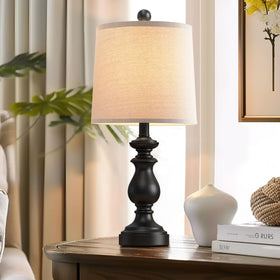 PARTPHONER Living room lamp setup adds character with vintage-inspired design