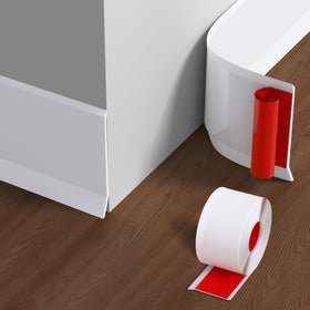 PATTENGO baseboard adhesion tape demonstrates a strong hold for lasting wall protection.