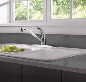 Peerless P110LF chrome finish resists water spots for a cleaner look
