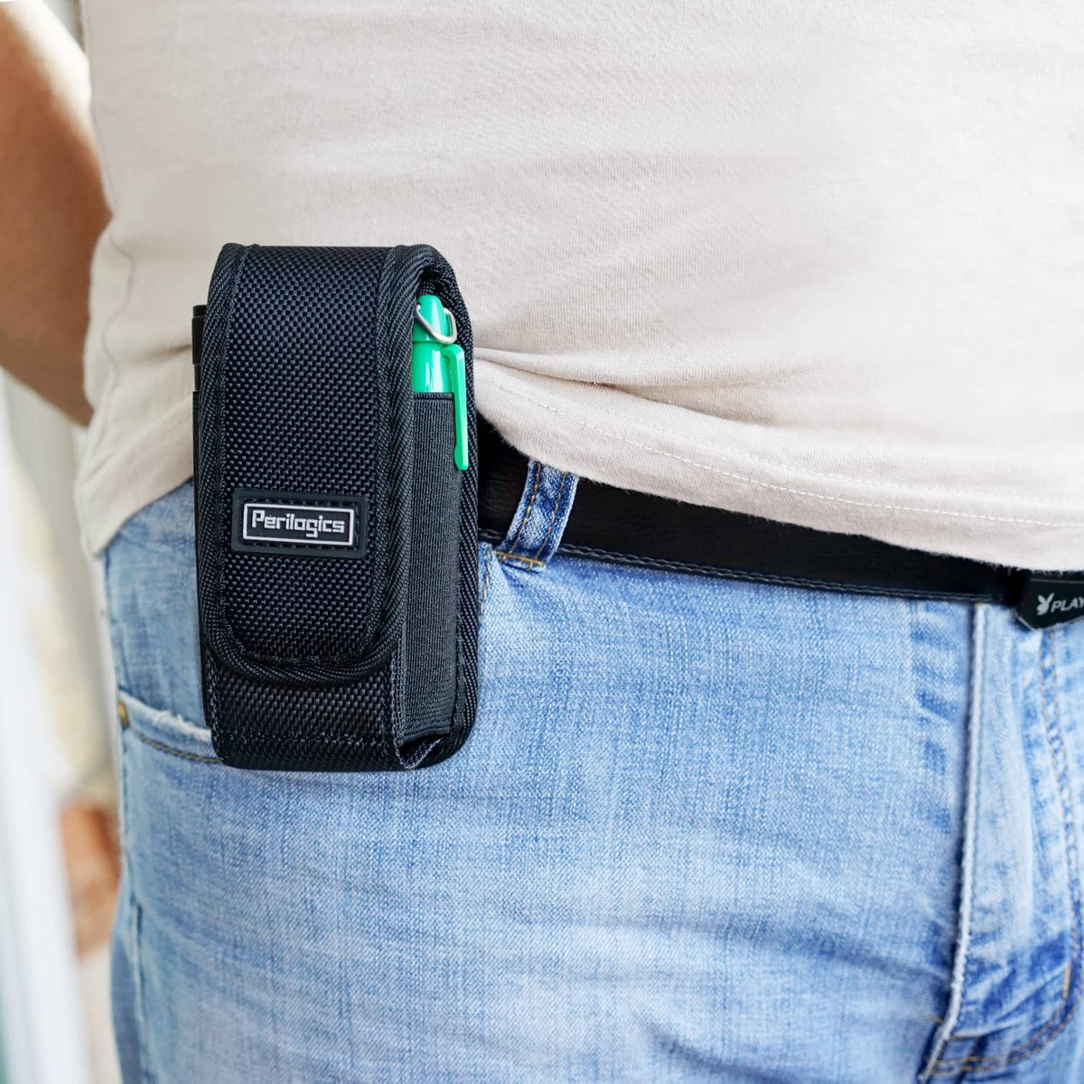 Perilogics low-profile design sits flat on the belt.
