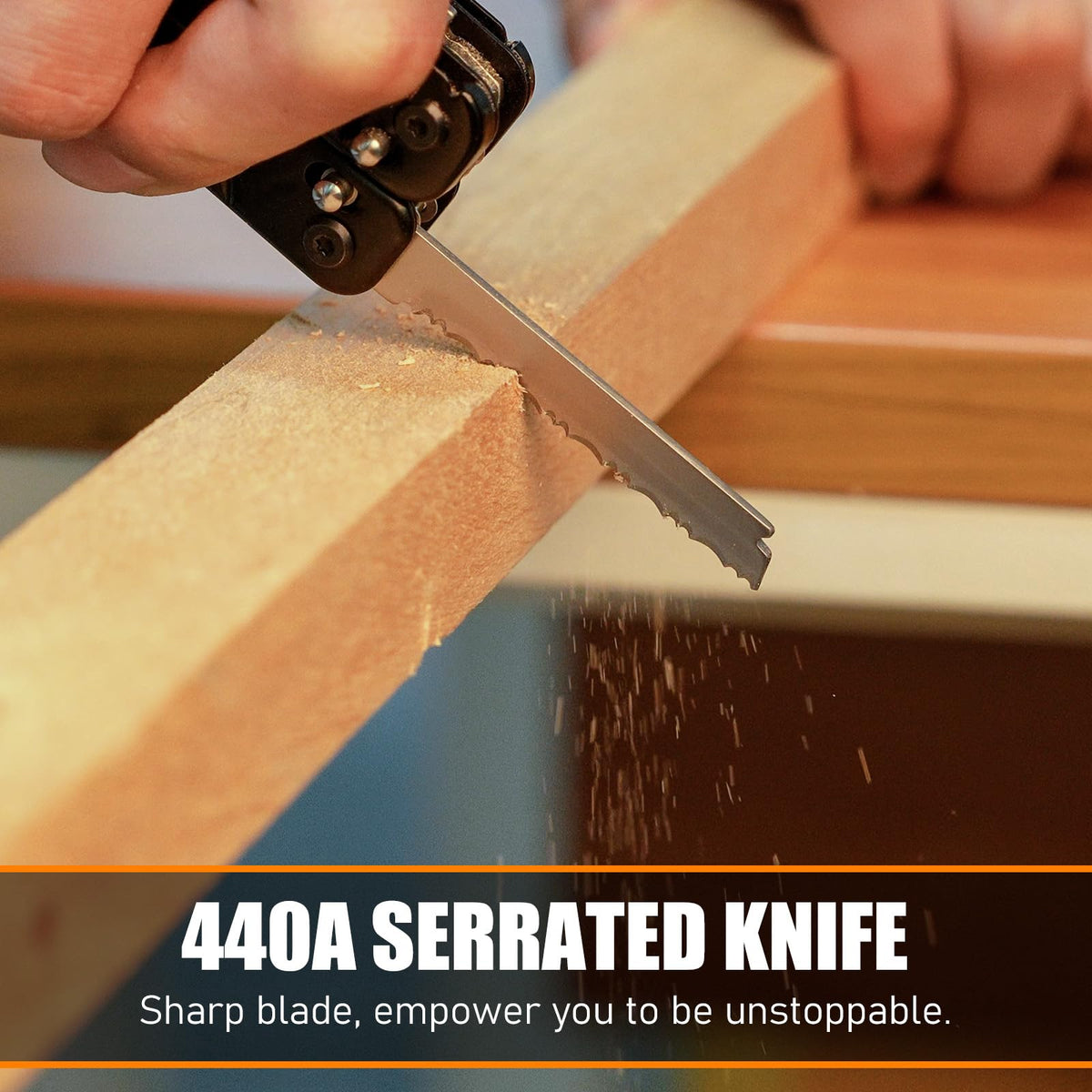 PERWIN 20in1 sheath keeps tools safe and accessible.