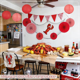 Peywot pizza party decorations help create a cohesive red theme