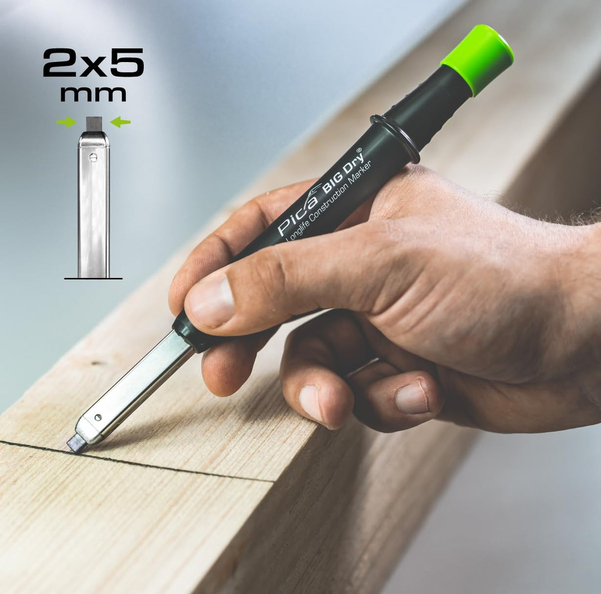 Pica Big Dry Marker provides long-lasting marks on wood and metal.