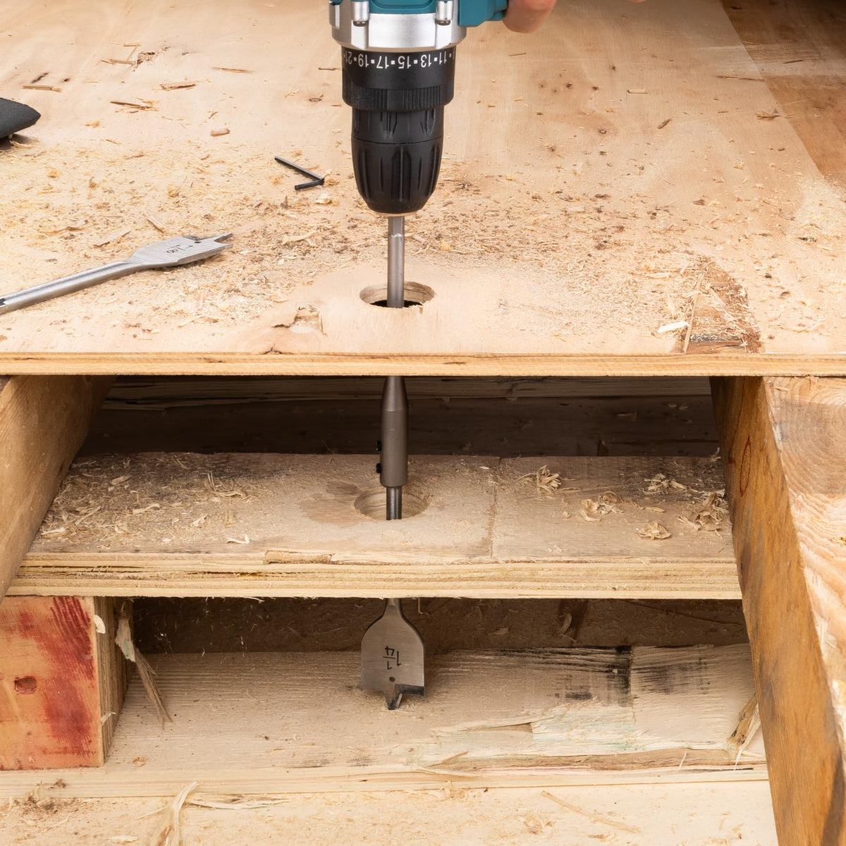 PINOZE wood hole cutting precision for clean, accurate results