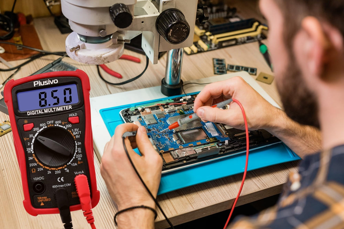 Plusivo Soldering Kit tweezers offer precise component handling and placement