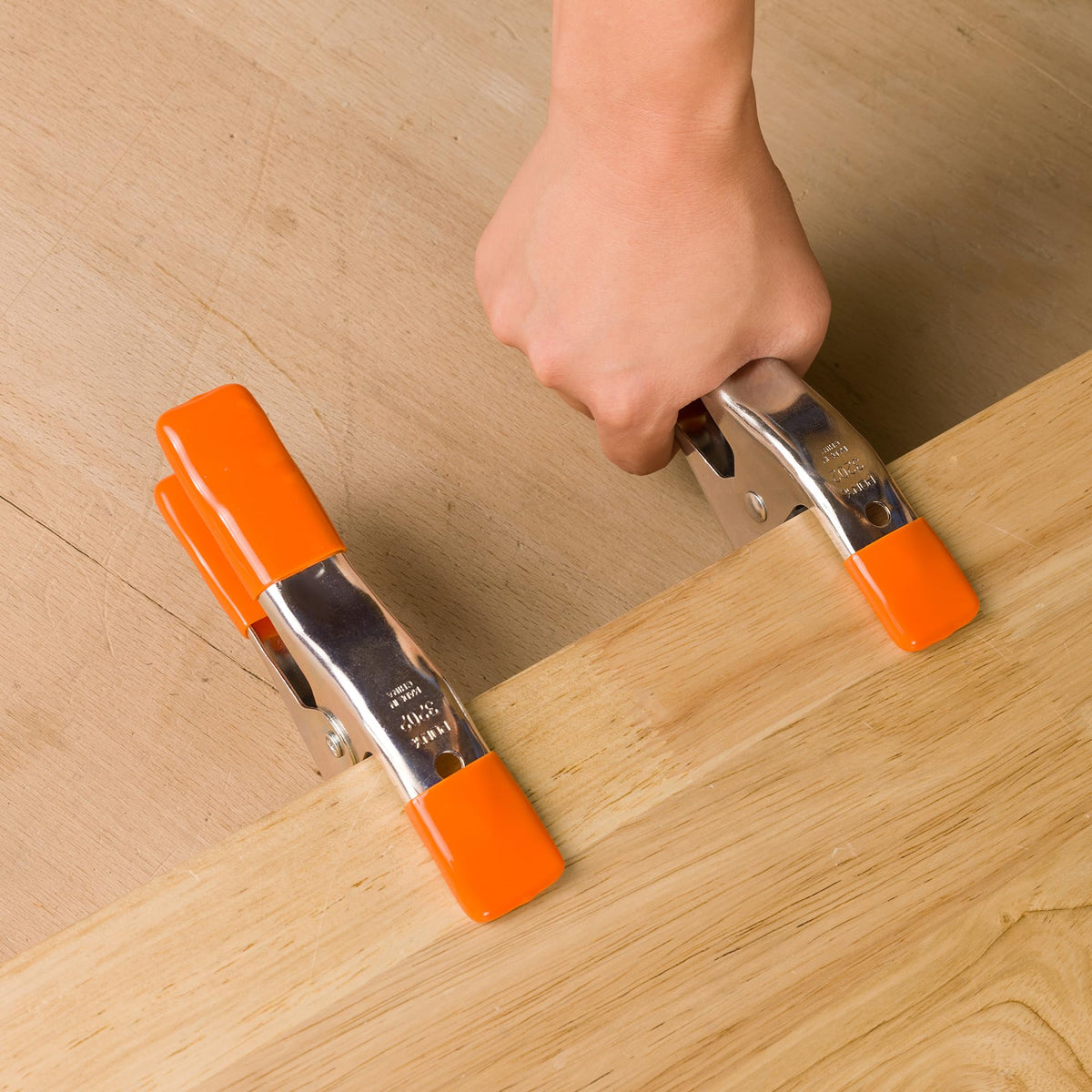 PONY 4-inch clamp with full-size jaw delivering tight, quick grips