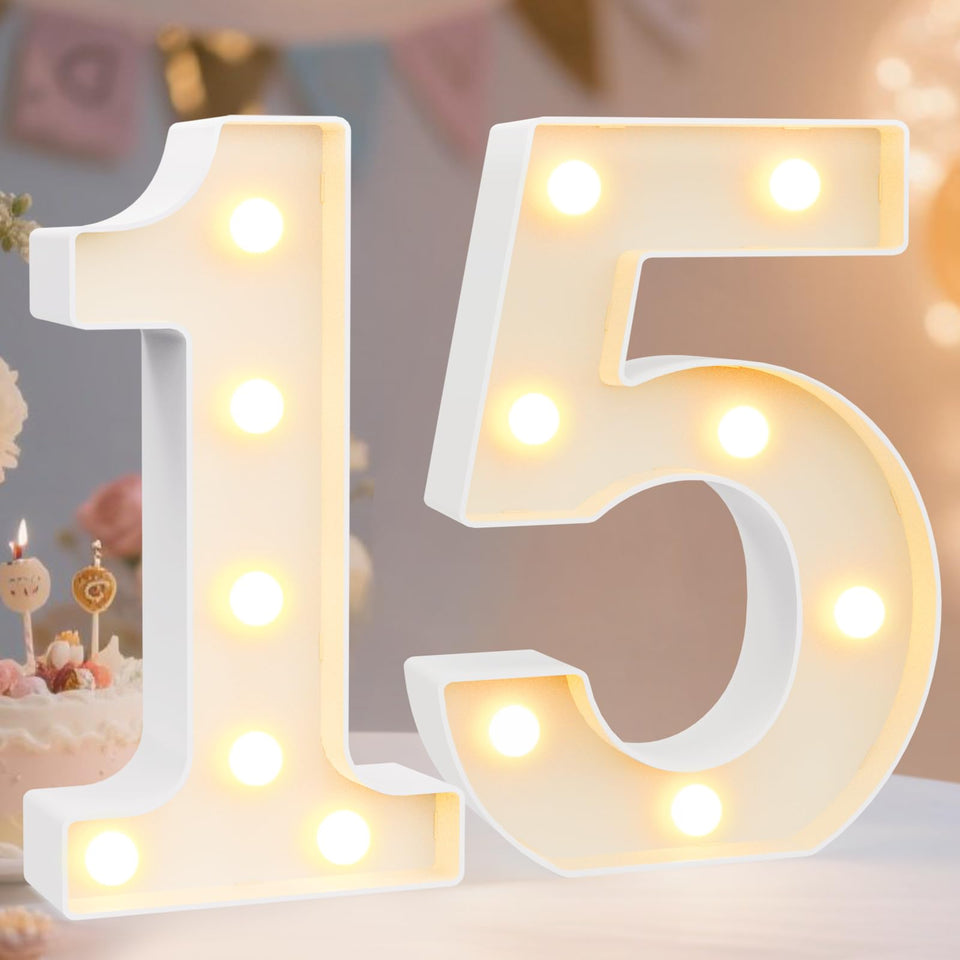 Pooqla LED numbers 1 and 5 lit up, ideal birthday centerpiece.