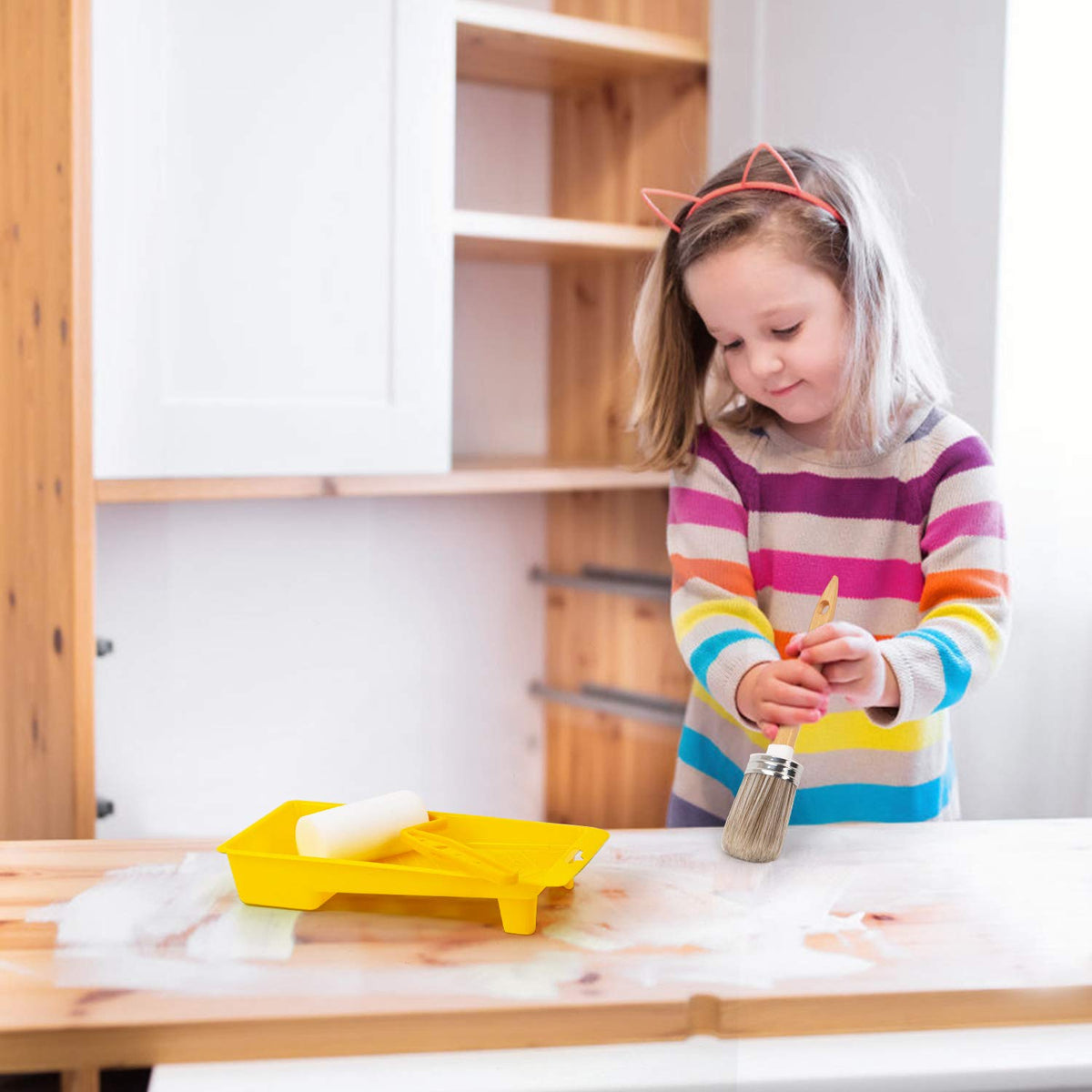 POOVI Tool Trio paint tray liner for easy cleanup and reuse.