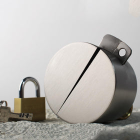 Posnaland lock set includes four keys for easy access control across properties.