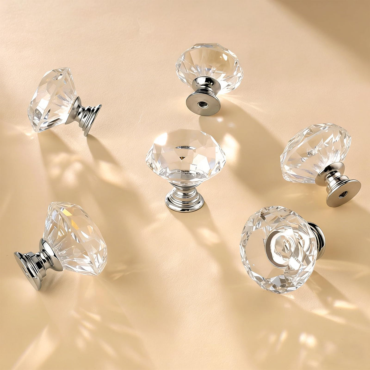 POZEAN kitchen-cabinet-knob upgrades modern spaces with shine.