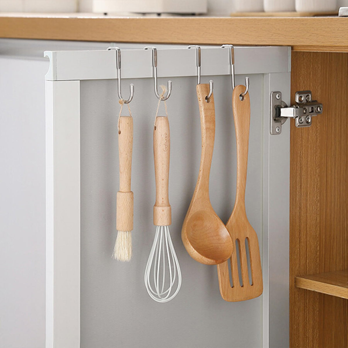 PRINKROOMY space-saving design creates vertical storage on cabinet tops.