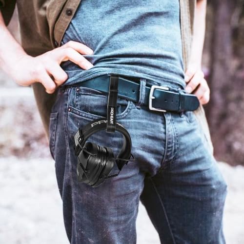 PROHEAR range-hunting organization clip reduces clutter and improves efficiency.
