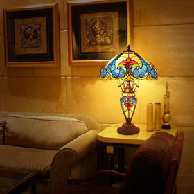 Pterying Tiffany lamp ideal for living room or bedside use