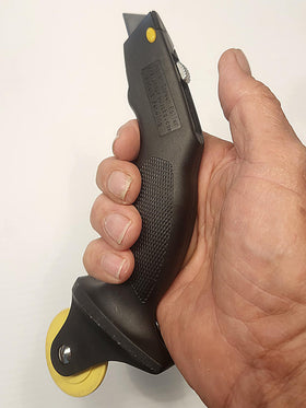 Pull A Post screen roller tool integrated blade for convenient trimming during installation.