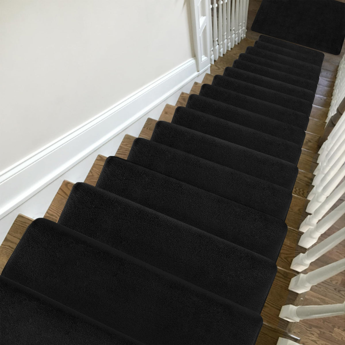 Pure Era 14-piece black pack for full stair coverage