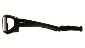 Pyramex I-Force Sporty inner anti-fog acetate lens prevents fogging.