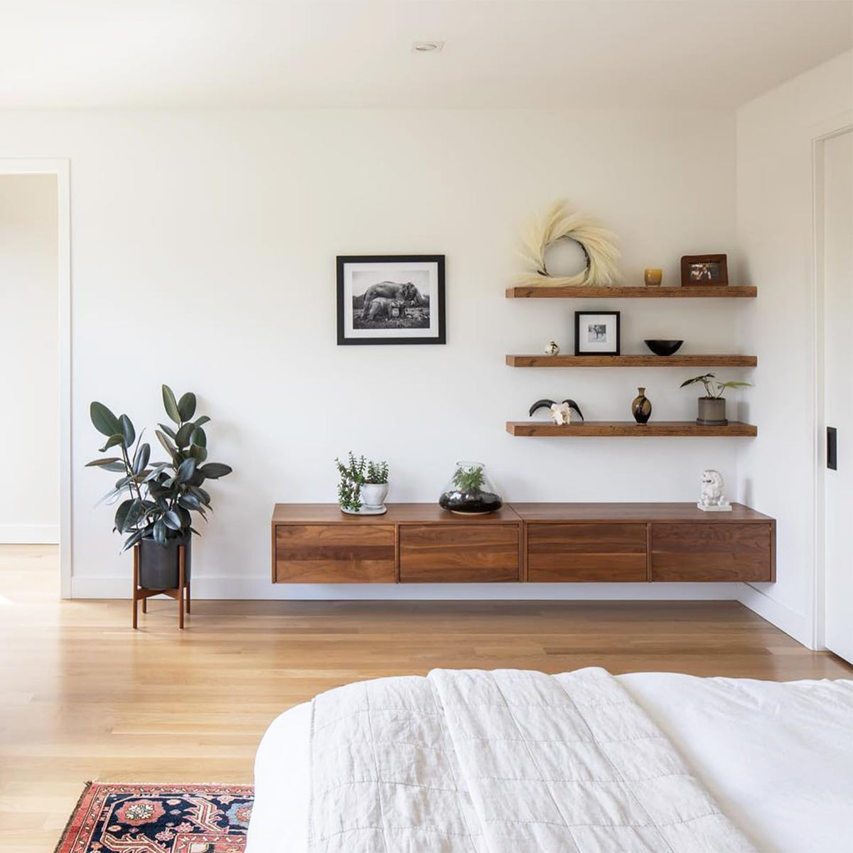 QEEIG 55.1x9.3 inch shelves maximize storage and display potential