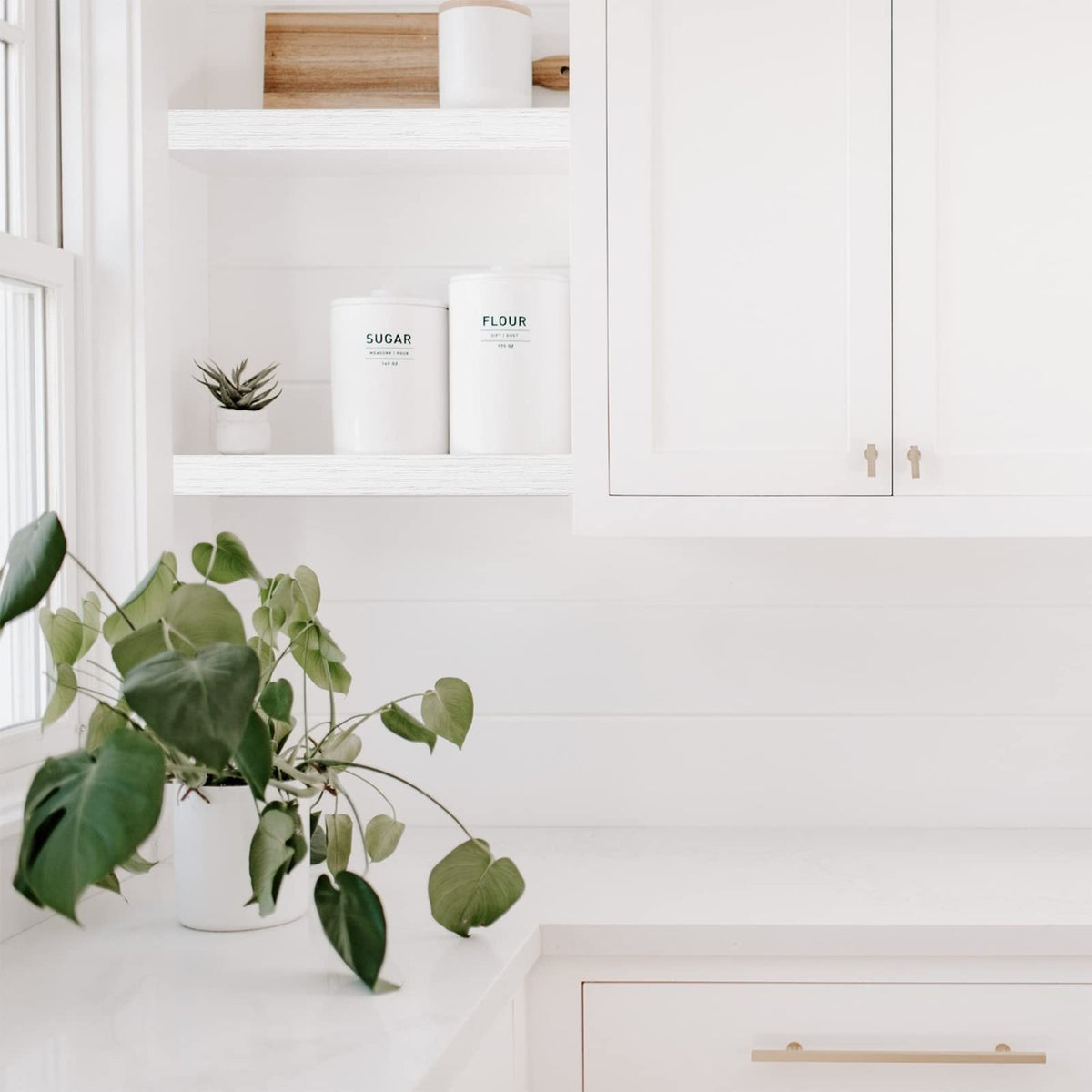 QEEIG space-saving shelves above toilet optimize small bathrooms