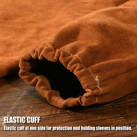 QeeLink elastic cuff detail maintains sleeve position.