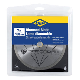 QEP wobble-free blade enables precise cuts under wet conditions.