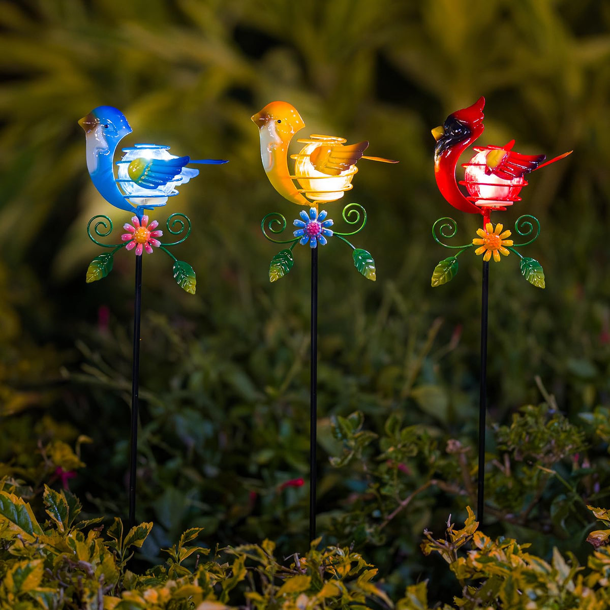 Qipade Birds yellow bird figurine solar light adds daytime decor and glow