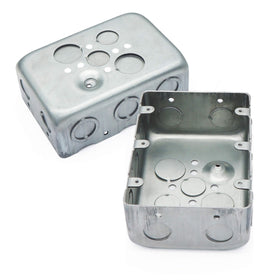 QLVILY three-gang box inside wiring view highlighting versatile KO configurations.