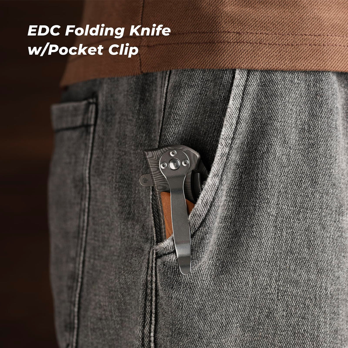QNJ Pocket knife in velvet pouch ready to give