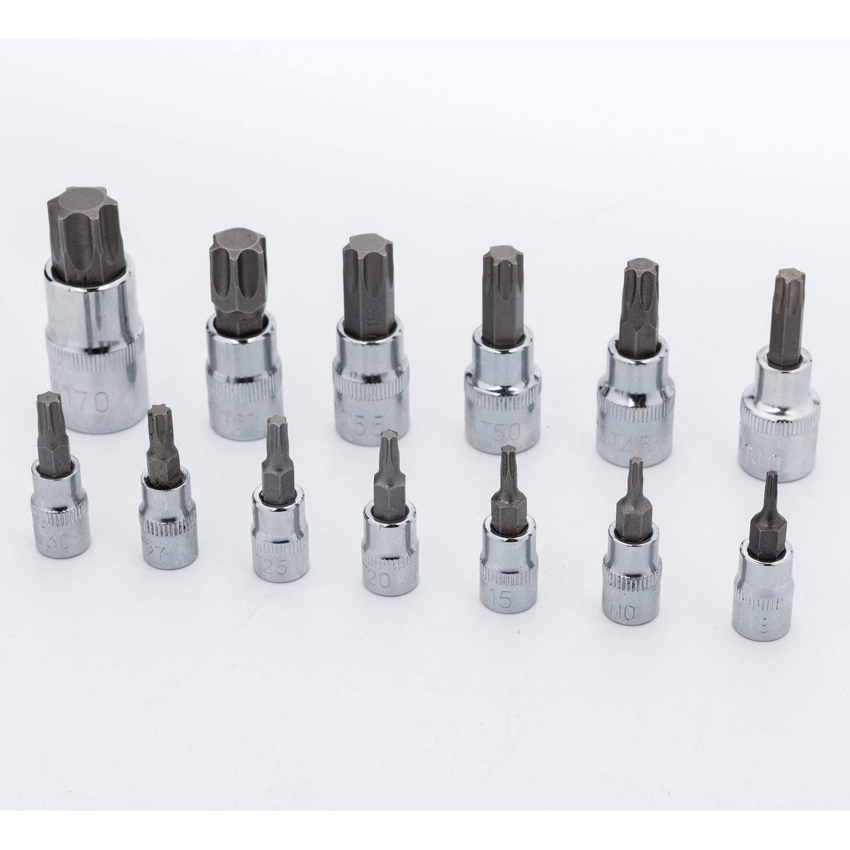 Qnkaa S2 alloy steel bits resist wear under torque.