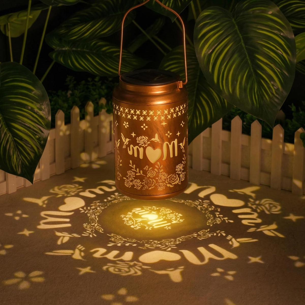 QPPDER vintage design metal lantern adds elegance