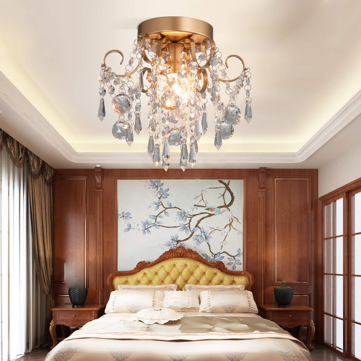 Q&S chandelier suits entryways and hallways for a welcoming glow.