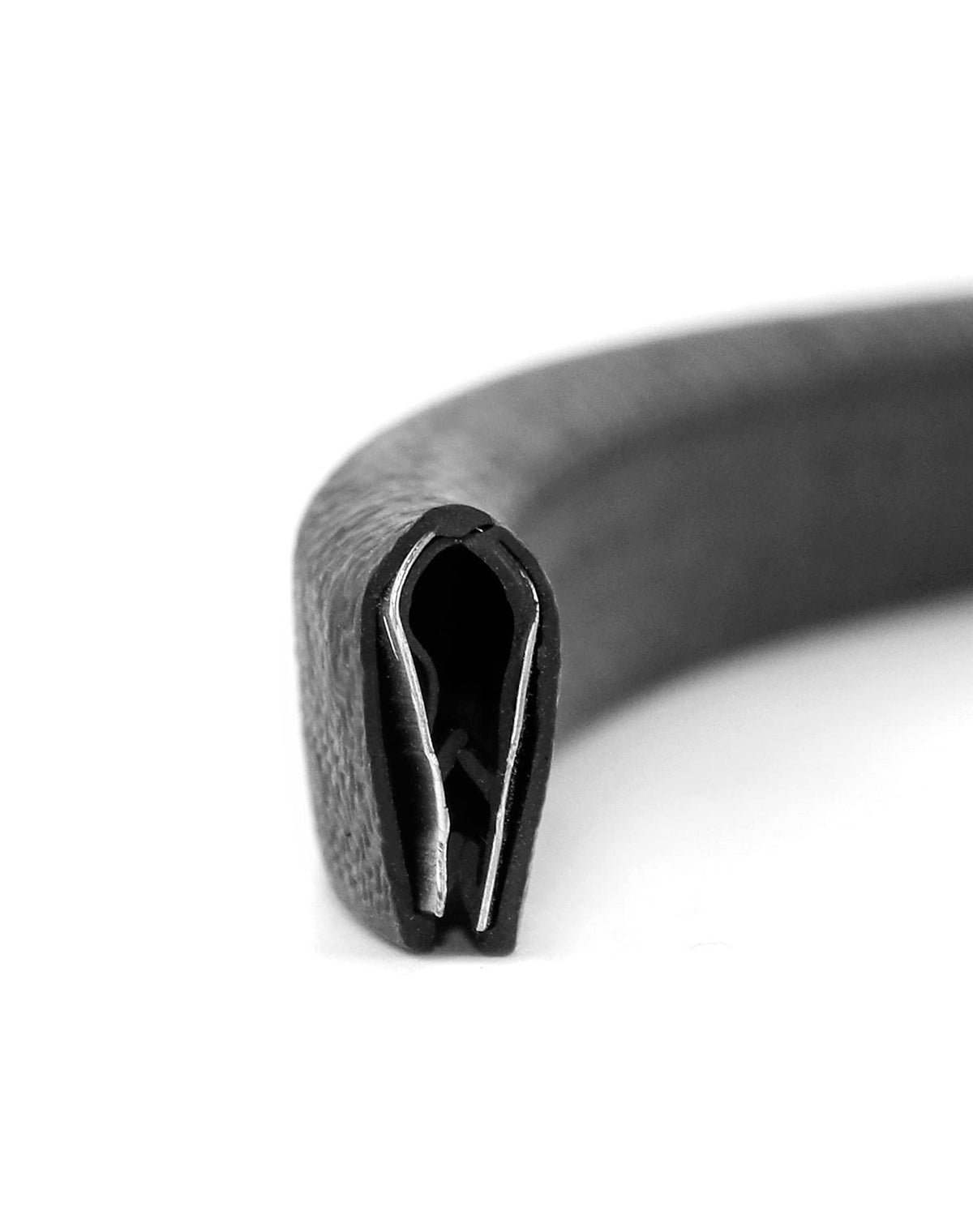 EPDM rubber seal from QWORK provides waterproof edge protection.