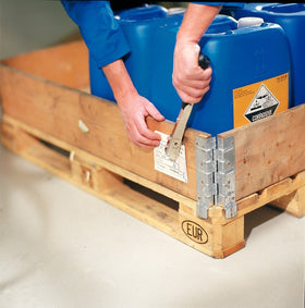 Rapid R19 loading mechanism close-up demonstrates jam-free operation