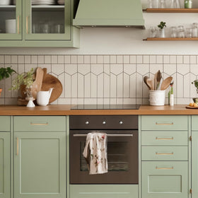 Ravinte champagne bronze handle suitable for kitchen and bathroom cabinetry.