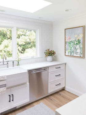 Ravinte simple, durable cabinet pulls suit farmhouse, traditional, and modern kitchens.