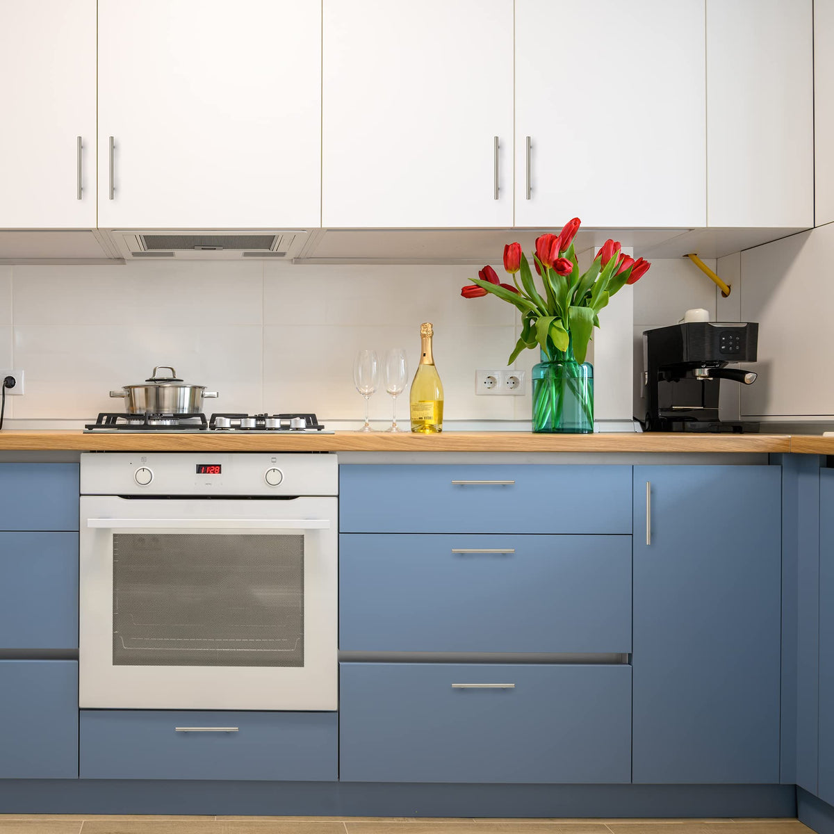 Ravinte durable brushed nickel finish resists wear in busy kitchens