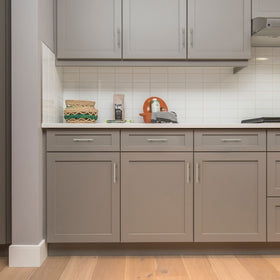 Ravinte easy-installation screws included for quick upgrades