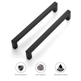 Ravinte farmhouse-inspired matte black pulls bridging traditional and transitional styles.